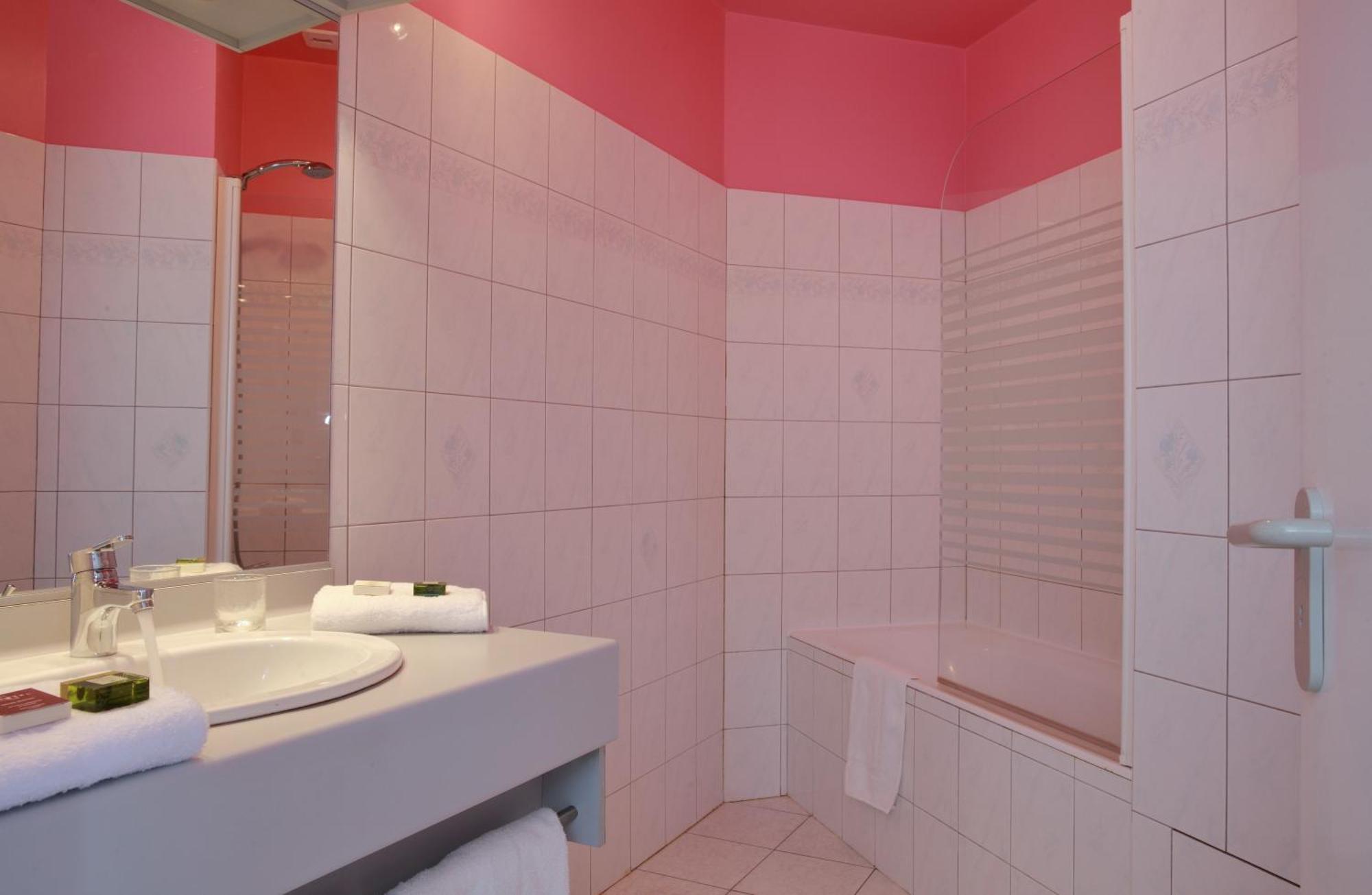 Sure Hotel By Best Western Saint-Quentin Ouest Holnon Εξωτερικό φωτογραφία